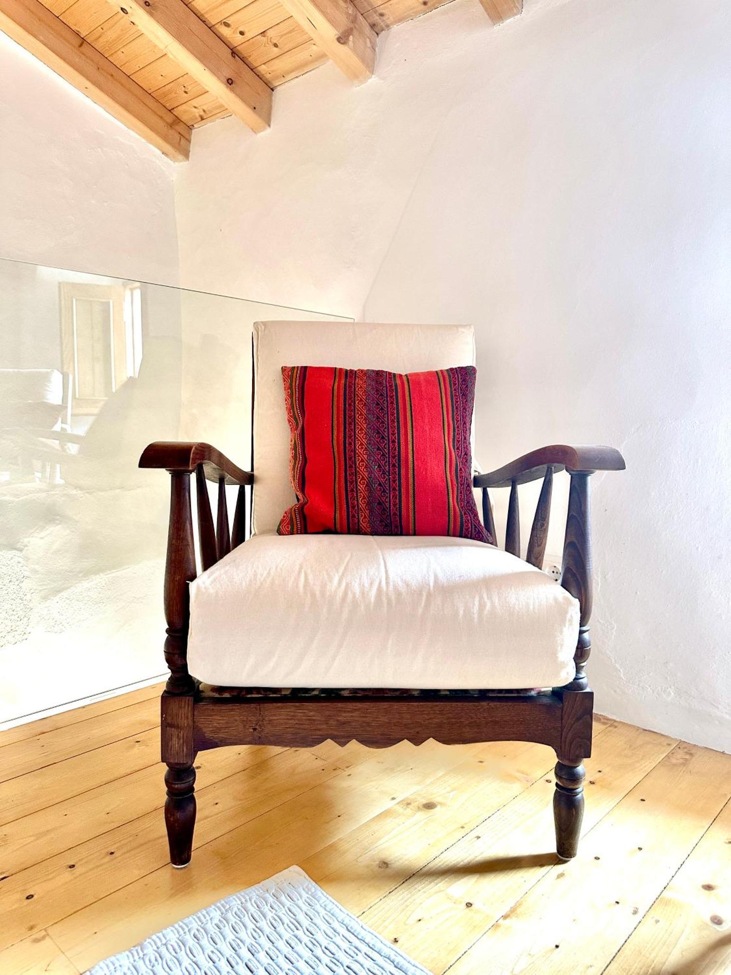 Charming Town House In Apartment *